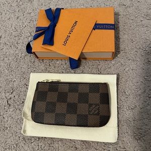 💕SOLD-Louis Vuitton Damier Ebene Key Pouch